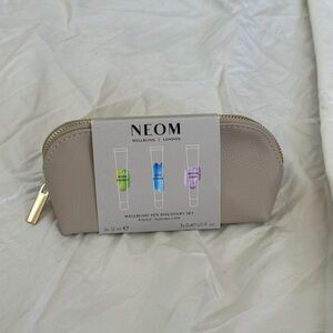 NEOM Wellbeing Pen Discovery Set with Beige Travel Pouch